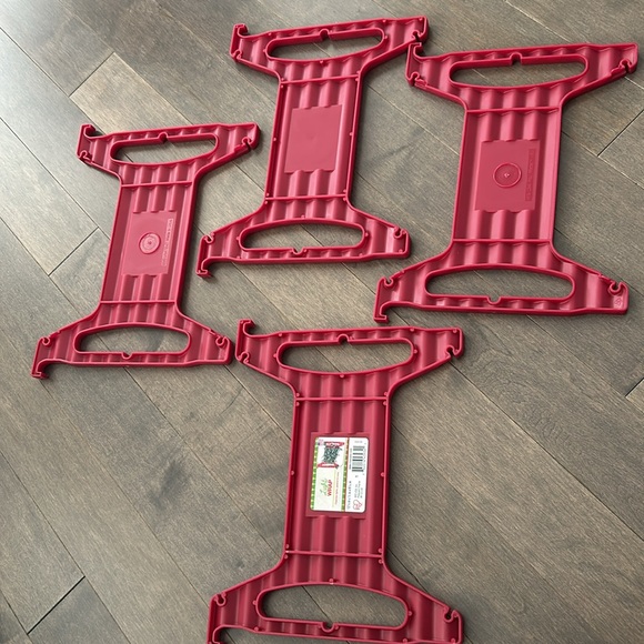 Holiday Light Wrap Storage, Red Plastic, Christmas Garland Garage Home Organizer - Picture 8 of 9